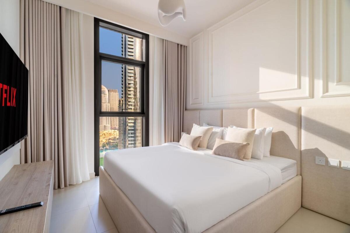 Burj Crown Luxury - 4br - Only Steps To Mall Dubai