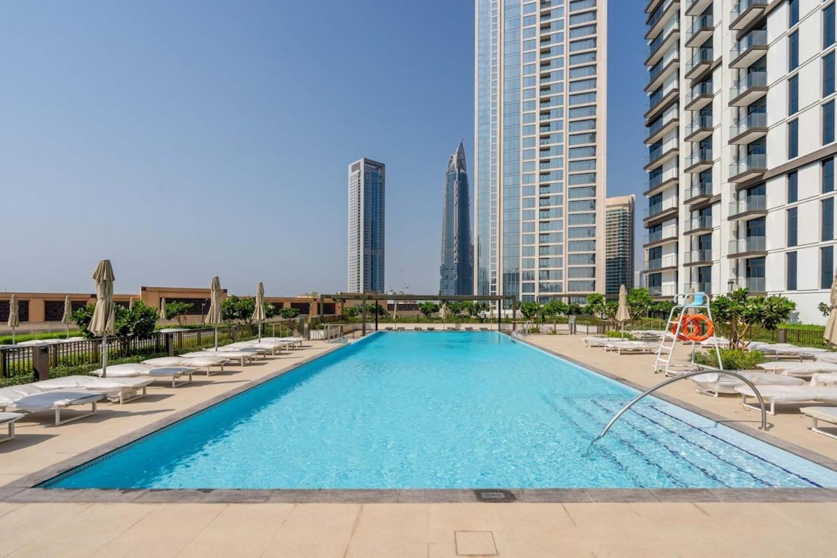 Apartment Burj Crown Luxury - 4br - Only Steps To Mall