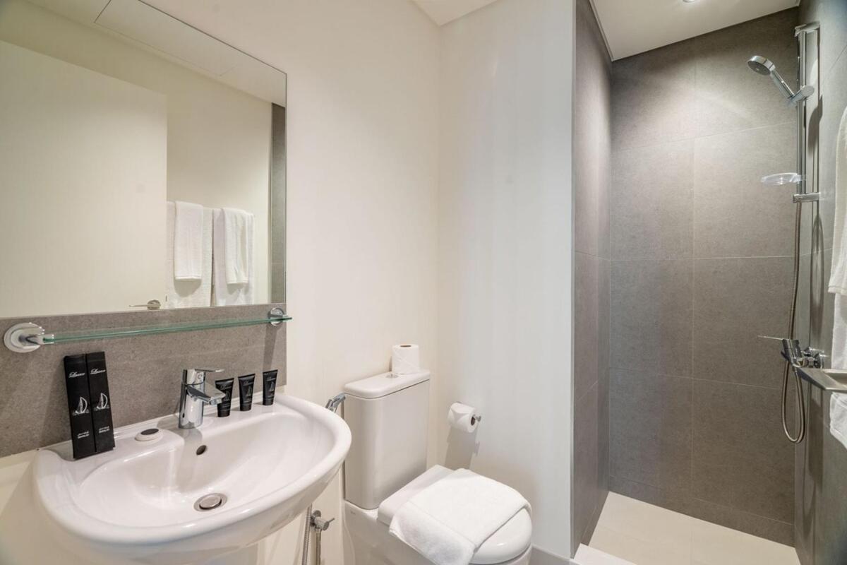 Burj Crown Luxury - 4br - Only Steps To Mall * Dubai