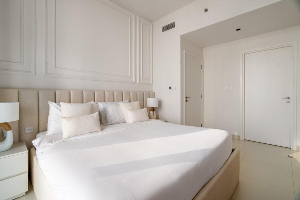 Apartment Burj Crown Luxury - 4br - Only Steps To Mall Dubai