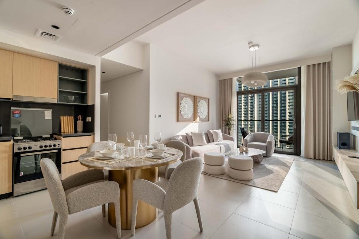 Burj Crown Luxury - 4br - Only Steps To Mall Dubai